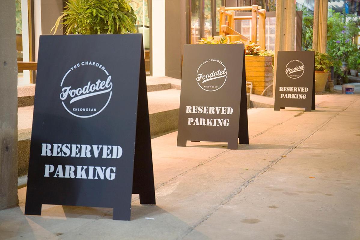 Foodotel Bangkok Bagian luar foto